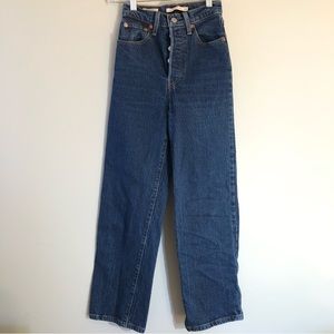 Levi’s Premium Ribcage Straight Ankle Jeans Button Fly Denim 24